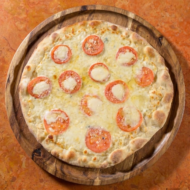Quattro Formaggi Pizza.